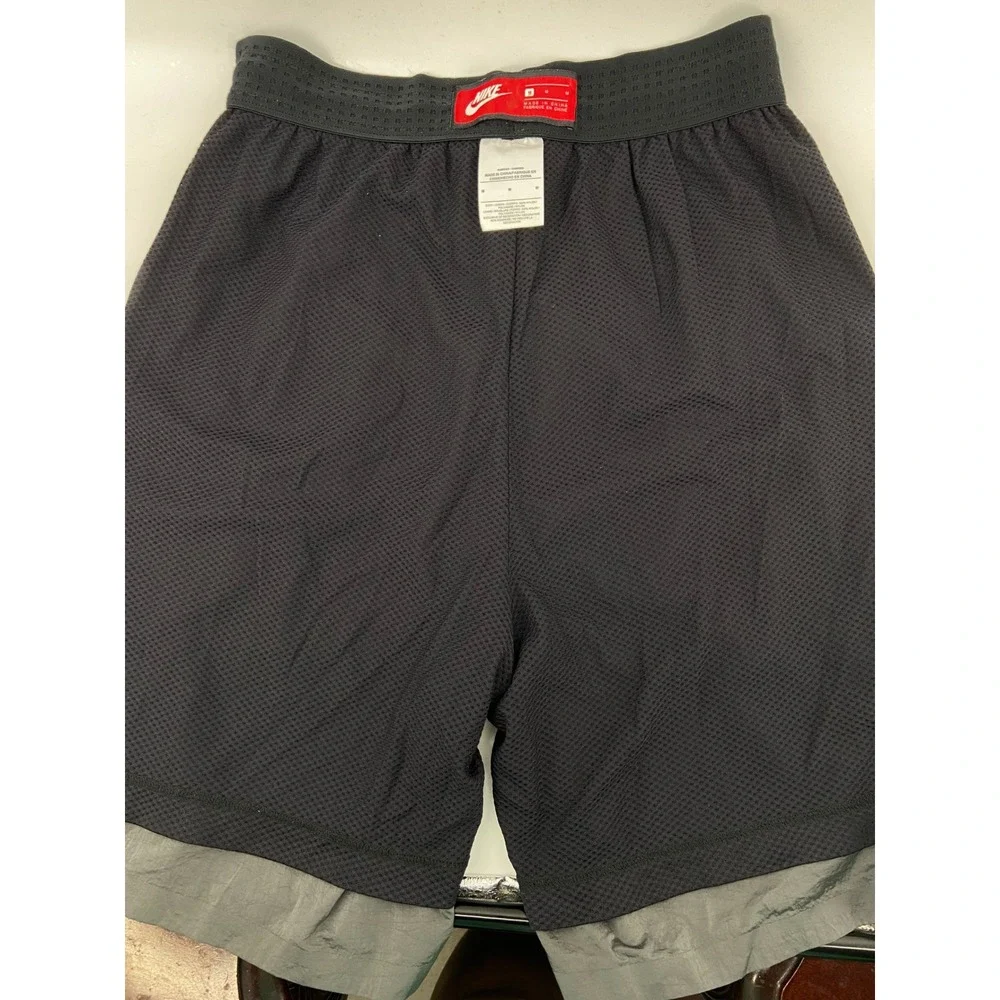Nike Shorts Mens Medium Gray Tech Hypermesh Vent Gym Run Athletic Side Zip Liner